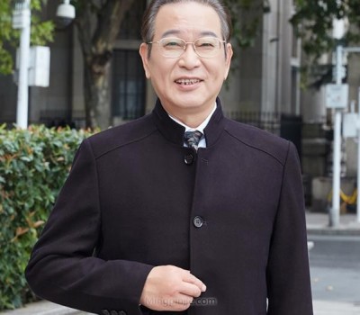 宝士莱尼服饰